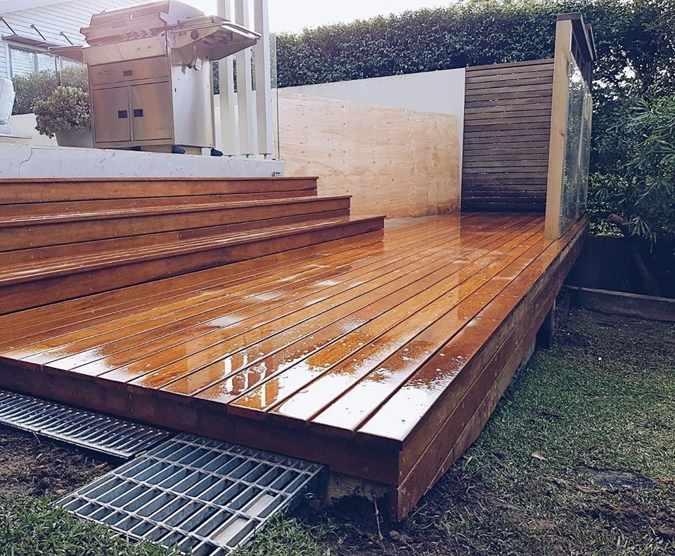 Read more about the article How to Maintain Your Deck: A Seasonal Guide